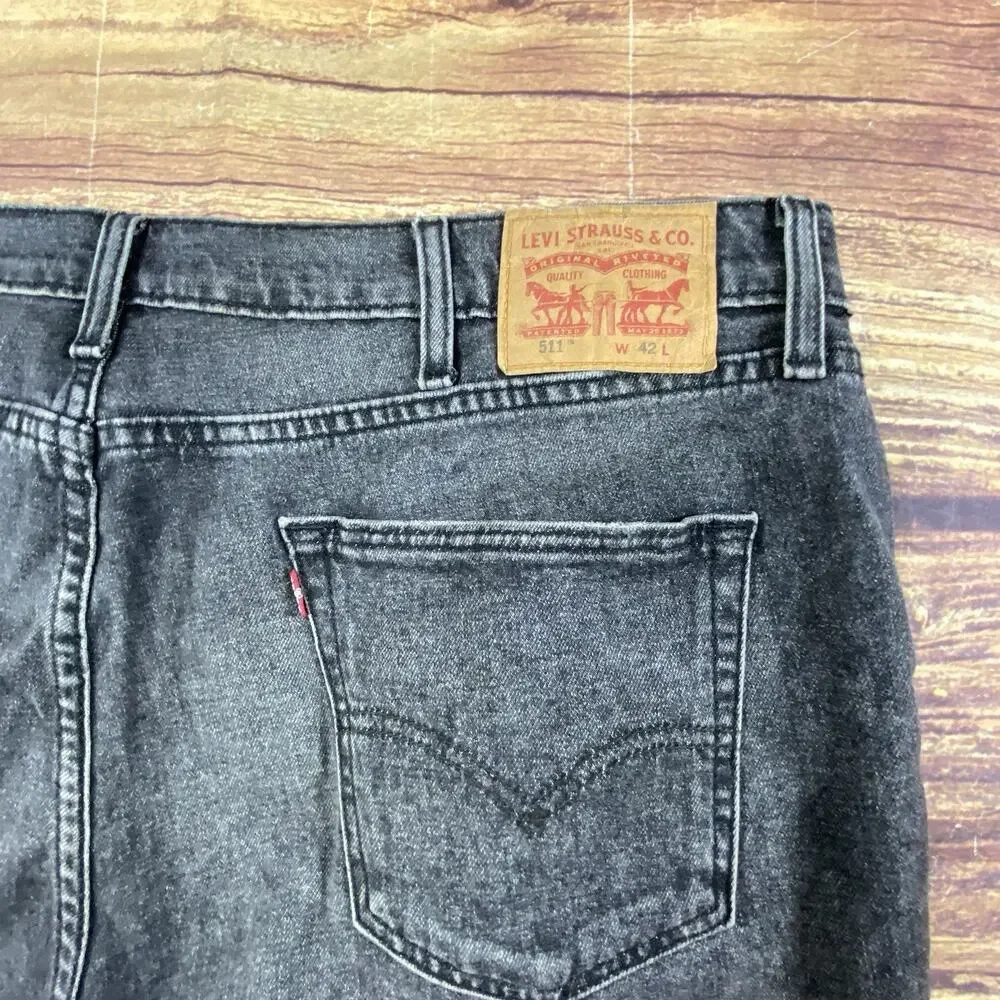 Levi's 511 Jean Shorts Mens 42 Standard Tapered Cut-Off Denim Black Light Wash
